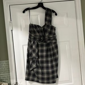 EUC NANETTE LEPORE 1 shoulder cocktail dress.